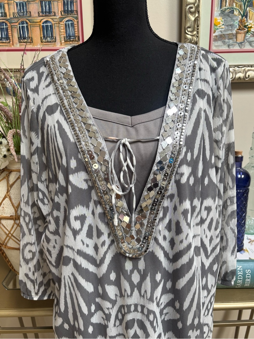 INC International Concepts 2 Pc. Grey & White Sequined V-Neck Tunic/Blouse SZ XL